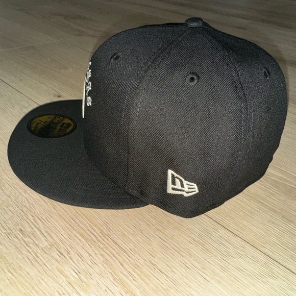 New Era cap, Las Vegas Raiders, black, 7/38, New never worm. - Picture 2 of 4